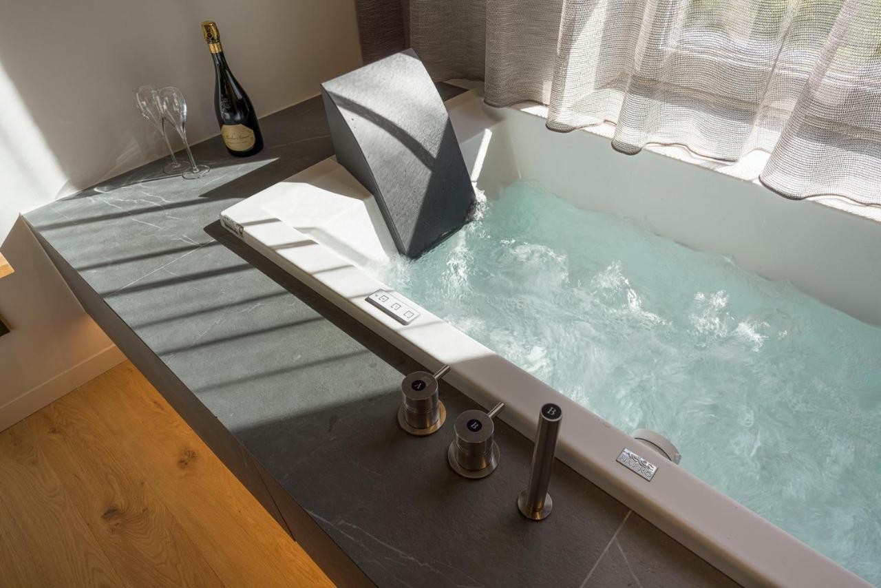 Aera Luxury Suites - 303 304 305 Catania Bagian luar foto