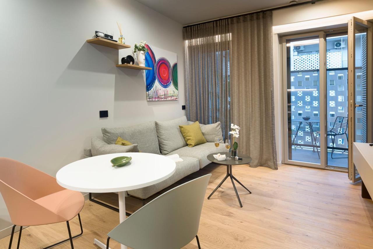 Aera Luxury Suites - 303 304 305 Catania Bagian luar foto