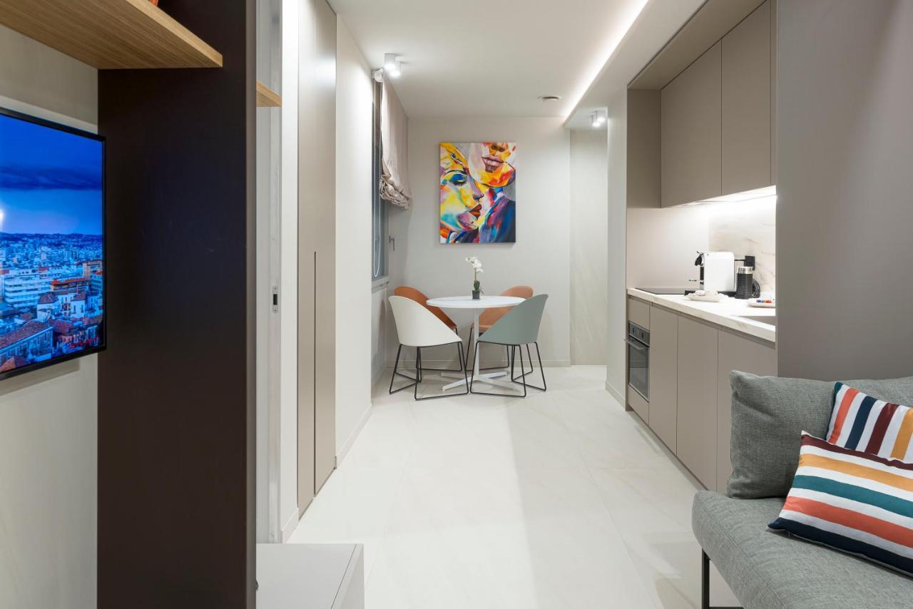 Aera Luxury Suites - 303 304 305 Catania Bagian luar foto