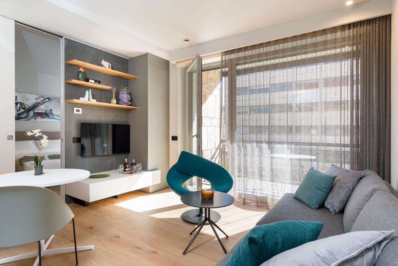 Aera Luxury Suites - 303 304 305 Catania Bagian luar foto