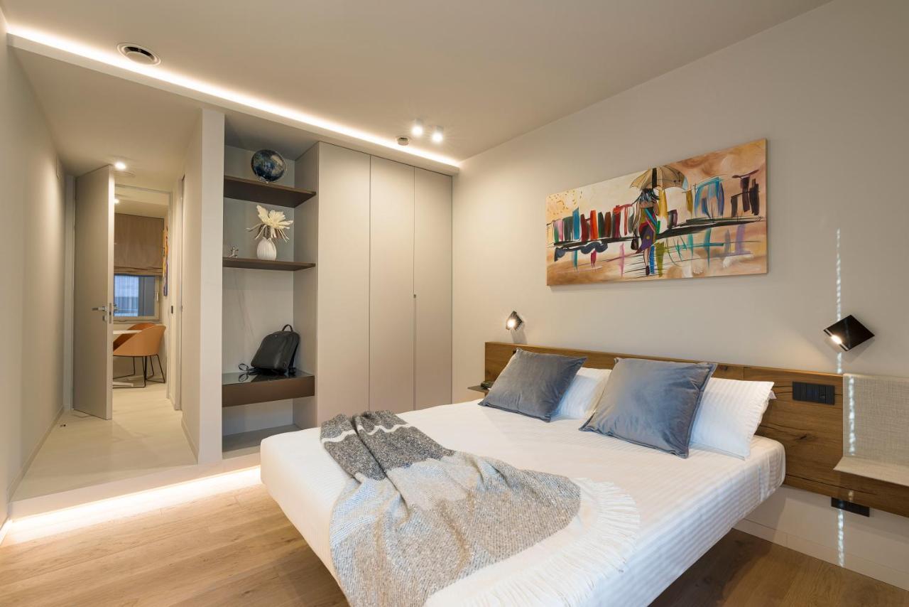Aera Luxury Suites - 303 304 305 Catania Bagian luar foto