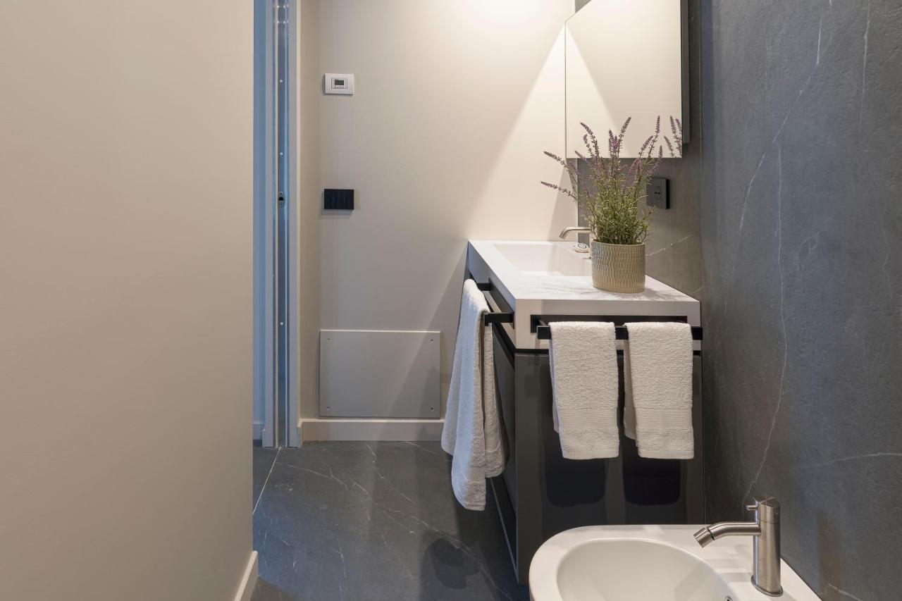 Aera Luxury Suites - 303 304 305 Catania Bagian luar foto